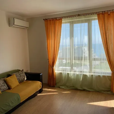 изгрев-бяла דירה *